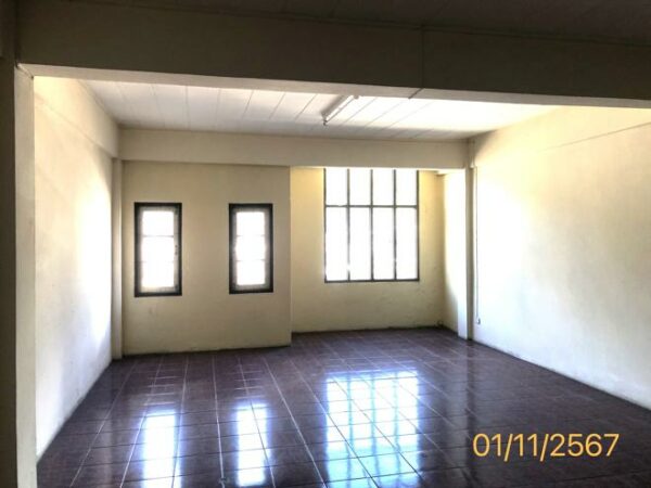 04 Commercial Building _photo