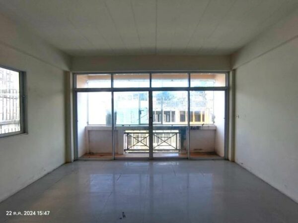 04 Commercial Building _photo