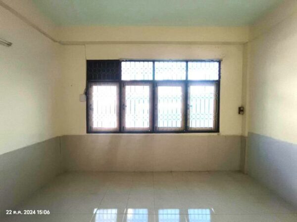 04 Commercial Building _photo