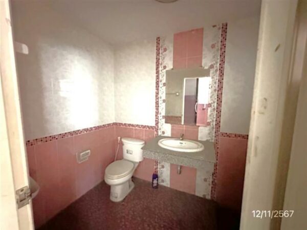 04 Commercial Building _photo