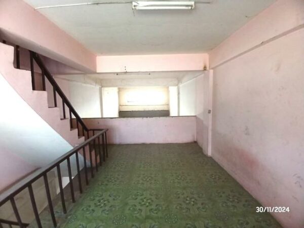 04 Commercial Building _photo