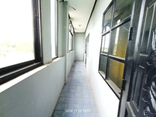 04 Commercial Building _photo