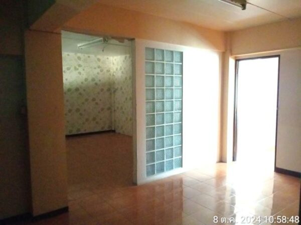 04 Commercial Building _photo