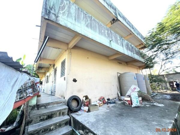 12 warehouses _photo
