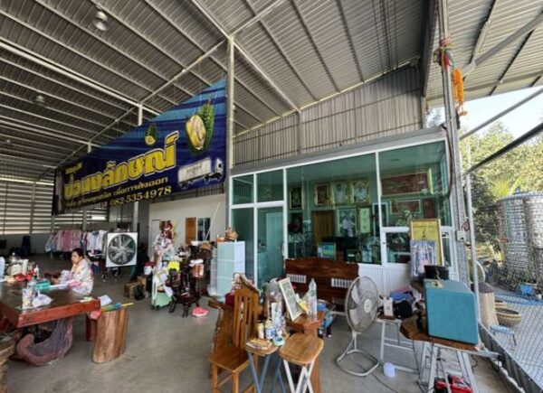 12 warehouses _photo