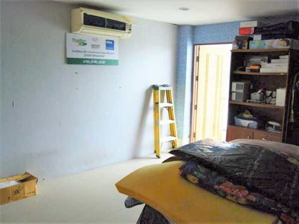 04 Commercial Building _photo