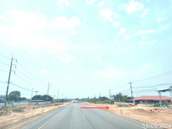 01 Land is empty. _photo