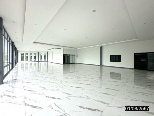 16 showroom _photo