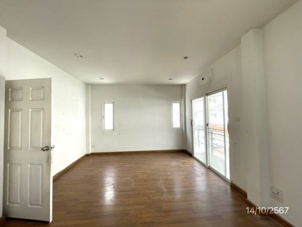 02 Single House _photo