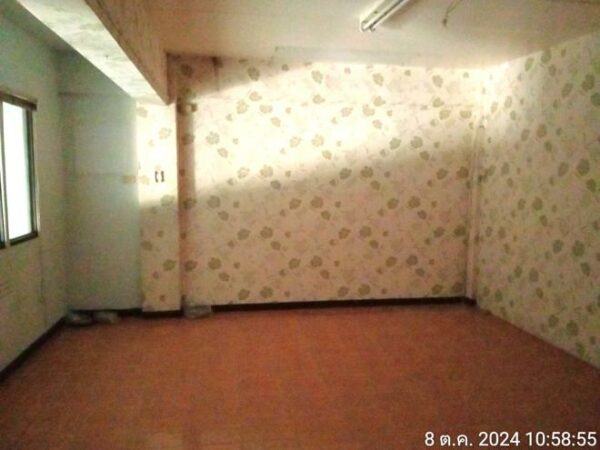 04 Commercial Building _photo
