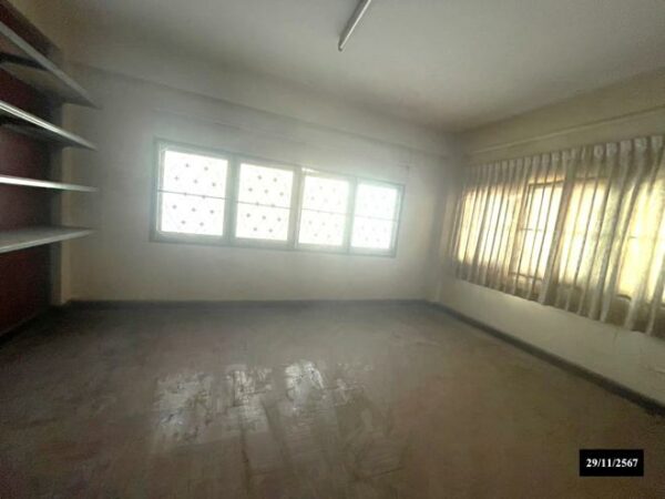 04 Commercial Building _photo