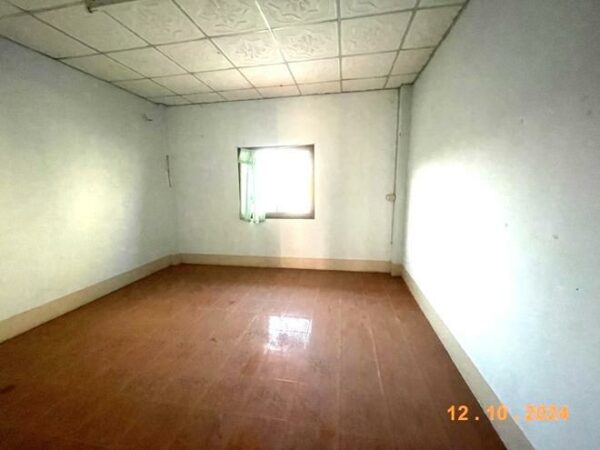04 Commercial Building _photo