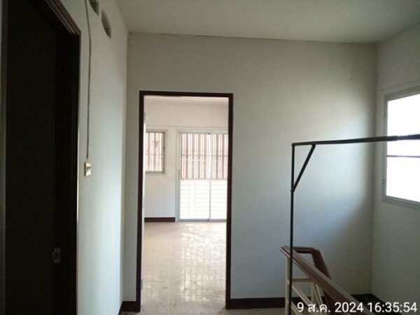 04 Commercial Building _photo