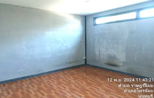 12 warehouses _photo