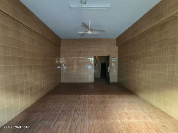 04 Commercial Building _photo