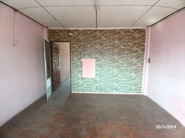 04 Commercial Building _photo