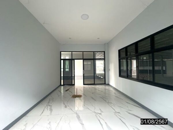 16 showroom _photo