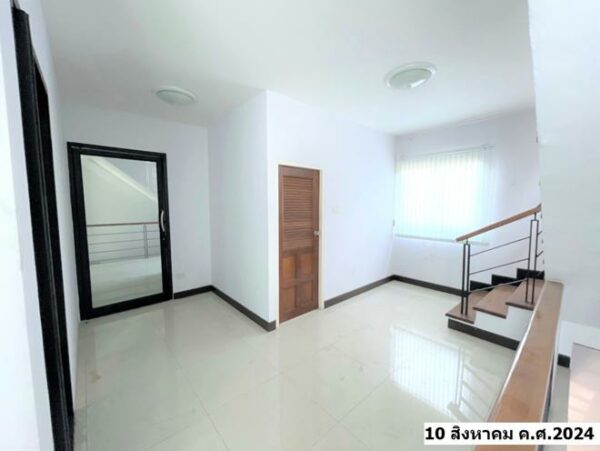 04 Commercial Building _photo