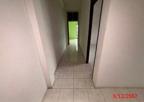 04 Commercial Building _photo