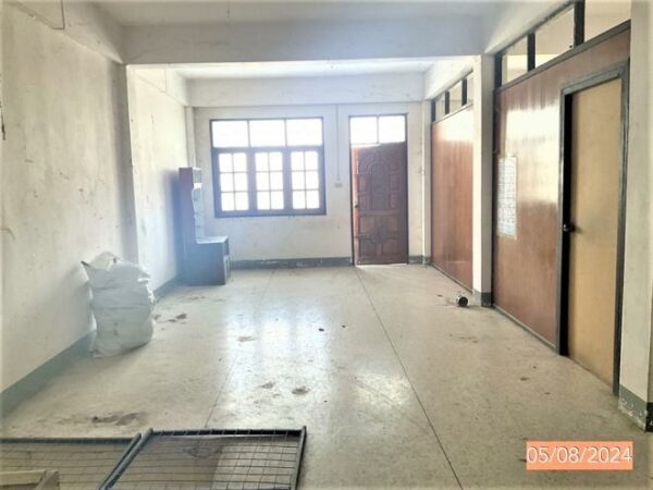 04 Commercial Building _photo