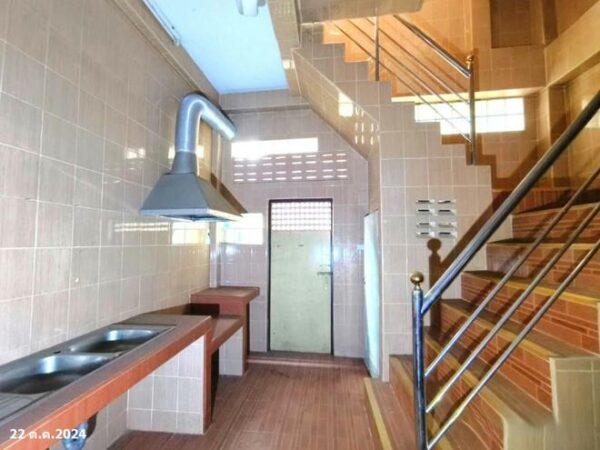 04 Commercial Building _photo