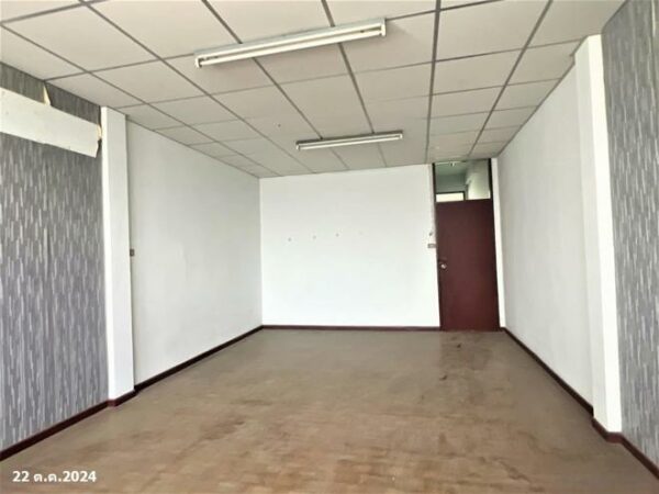 04 Commercial Building _photo