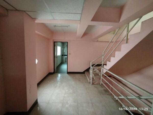 04 Commercial Building _photo