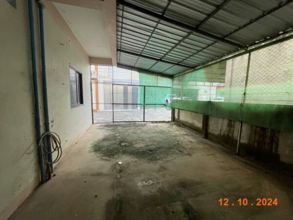 04 Commercial Building _photo