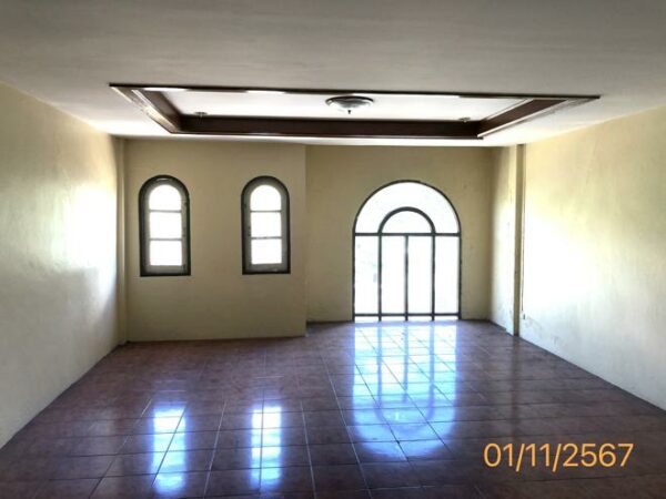 04 Commercial Building _photo