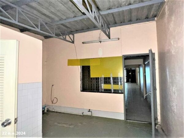 04 Commercial Building _photo