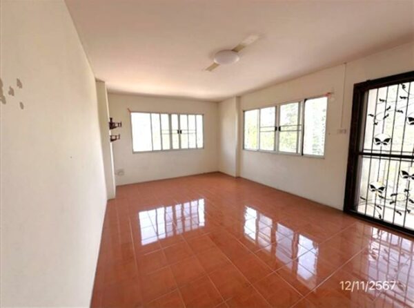 04 Commercial Building _photo