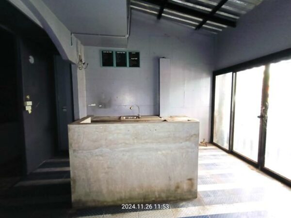 04 Commercial Building _photo