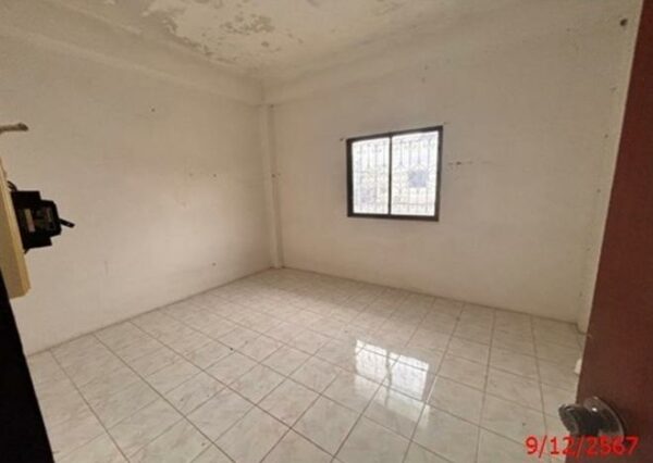 04 Commercial Building _photo