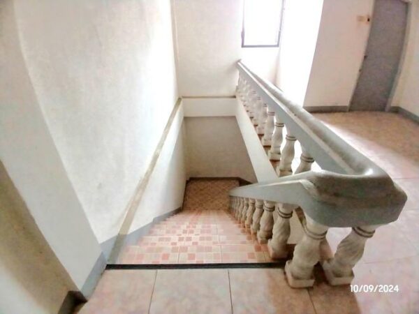 04 Commercial Building _photo
