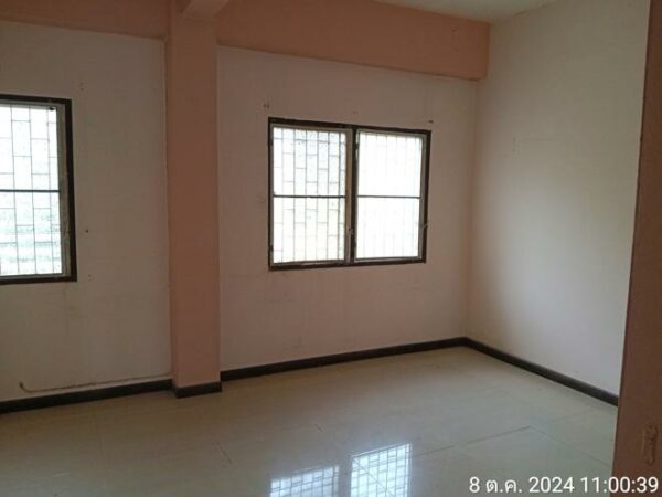 04 Commercial Building _photo