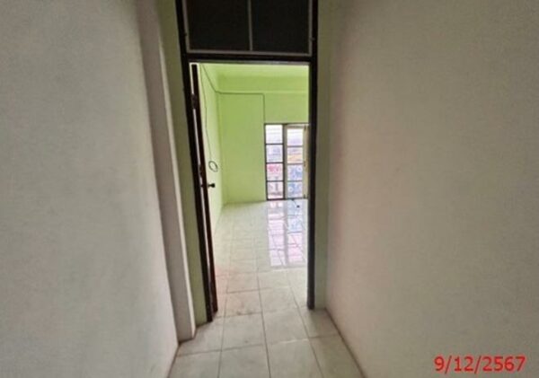 04 Commercial Building _photo