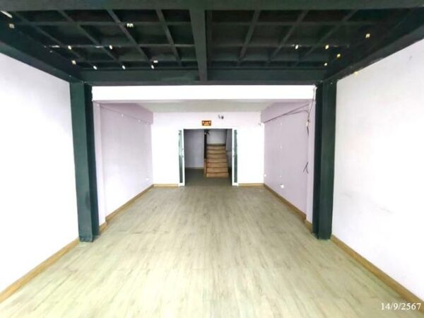 04 Commercial Building _photo
