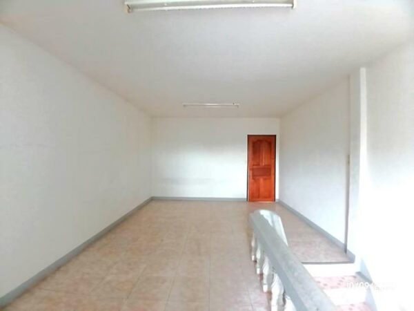 04 Commercial Building _photo