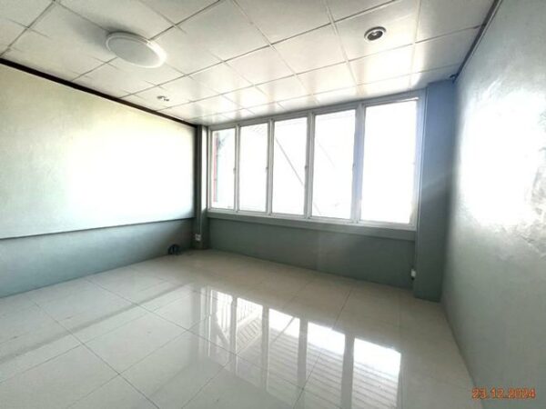 12 warehouses _photo