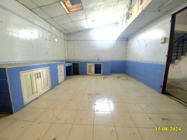 04 Commercial Building _photo