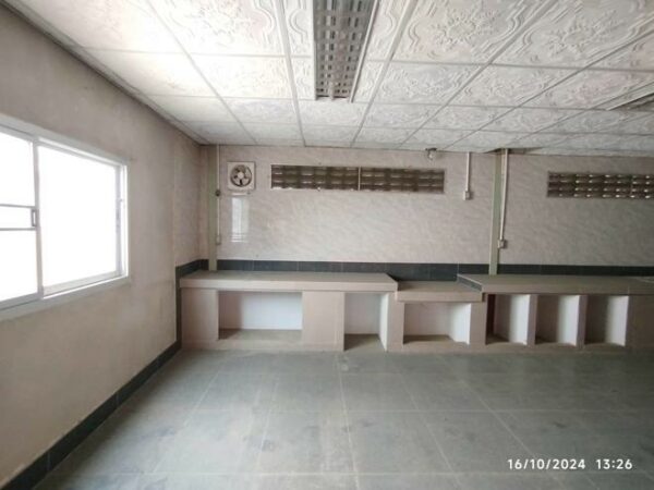 04 Commercial Building _photo