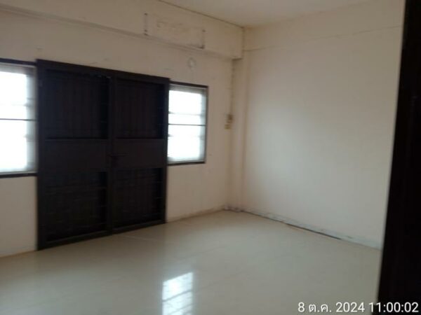 04 Commercial Building _photo