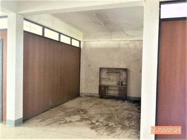 04 Commercial Building _photo