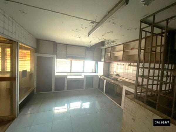 04 Commercial Building _photo