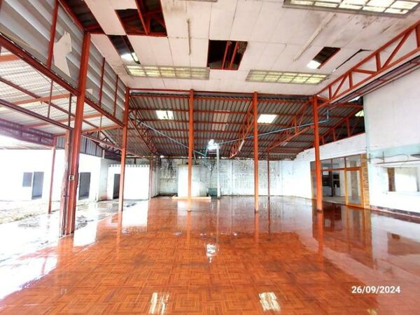 09 Factory Building _photo