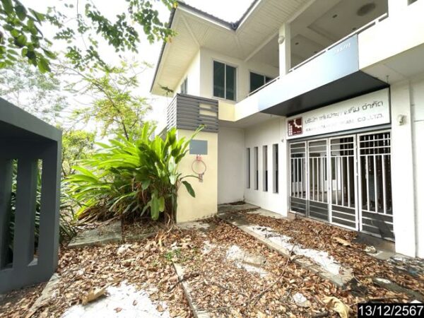 10 office buildings _photo