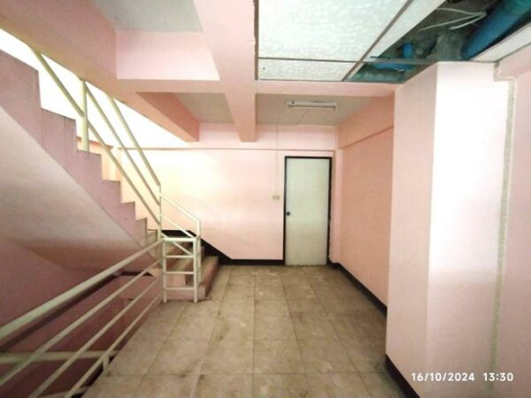 04 Commercial Building _photo