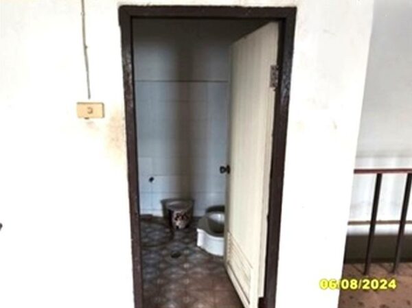 04 Commercial Building _photo