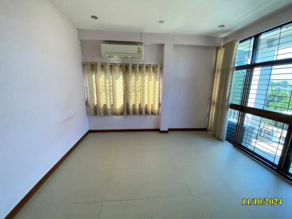 02 Single House _photo