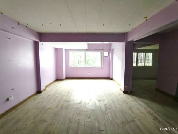 04 Commercial Building _photo